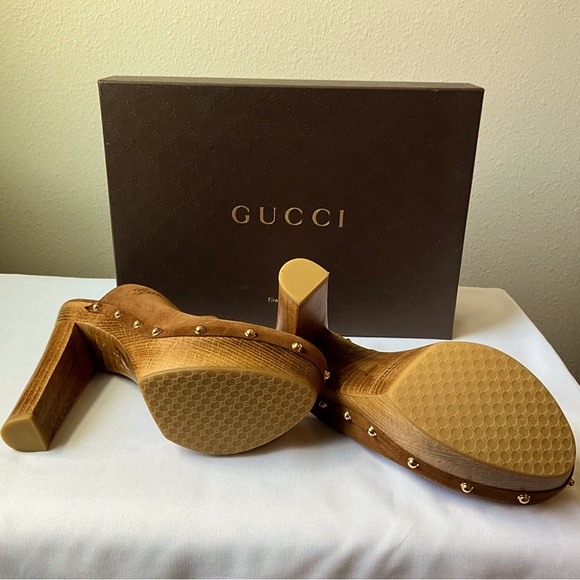 Gucci Suede Clogs - Picture 7 of 10